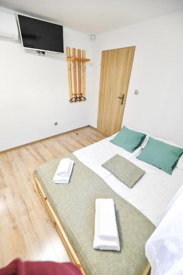 Toffee House Appartement Zator Buitenkant foto